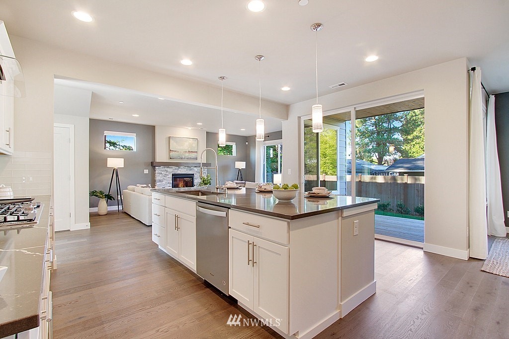 3414 Northeast 8th Street Renton, WA 98056 - Photo 9 of 25