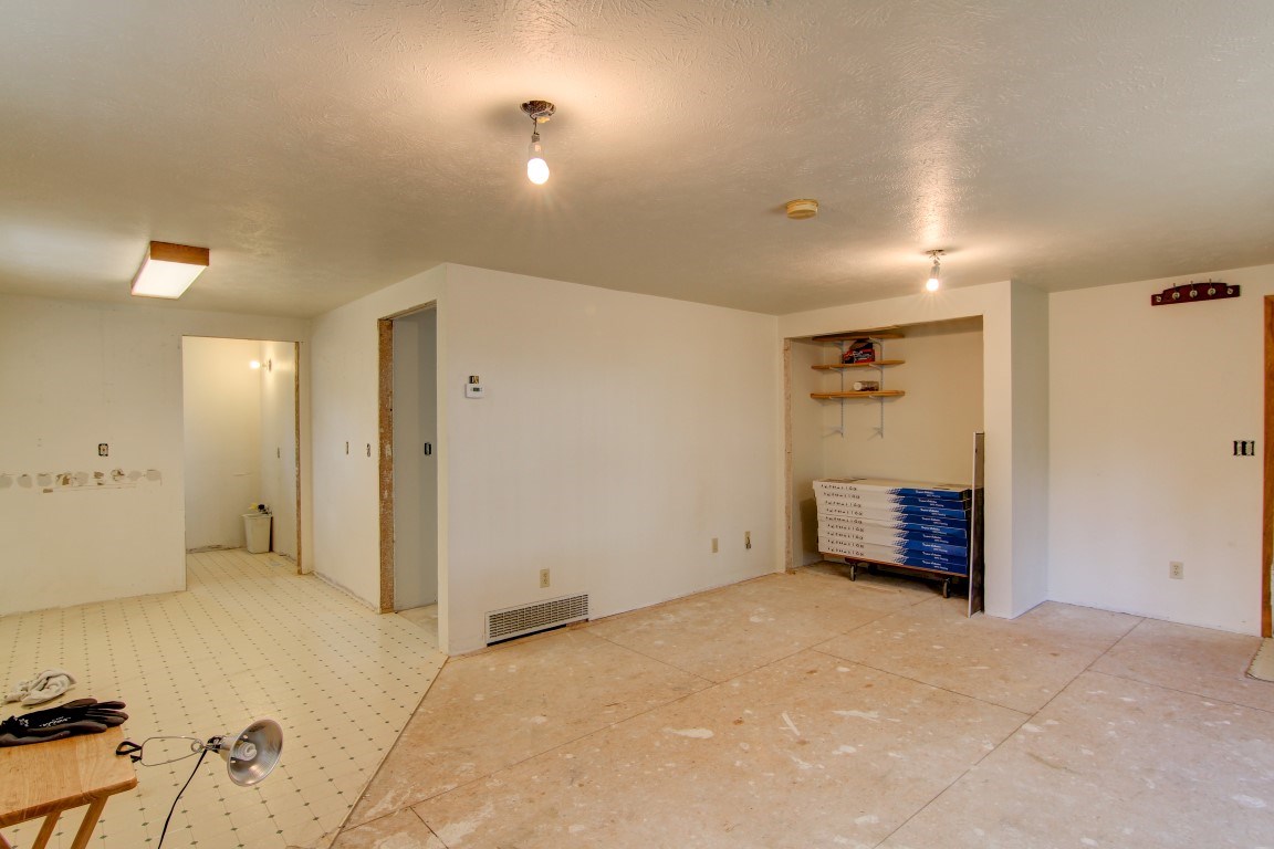 6705 South Dorset Road Spokane, WA 99224 - Photo 9 of 20