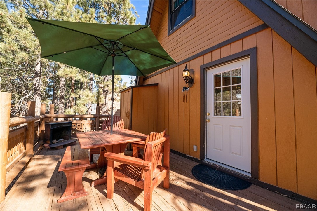 456 Riverside Avenue Sugarloaf, CA 92386 - Photo 17 of 19 a view of outdoor space yard and patio