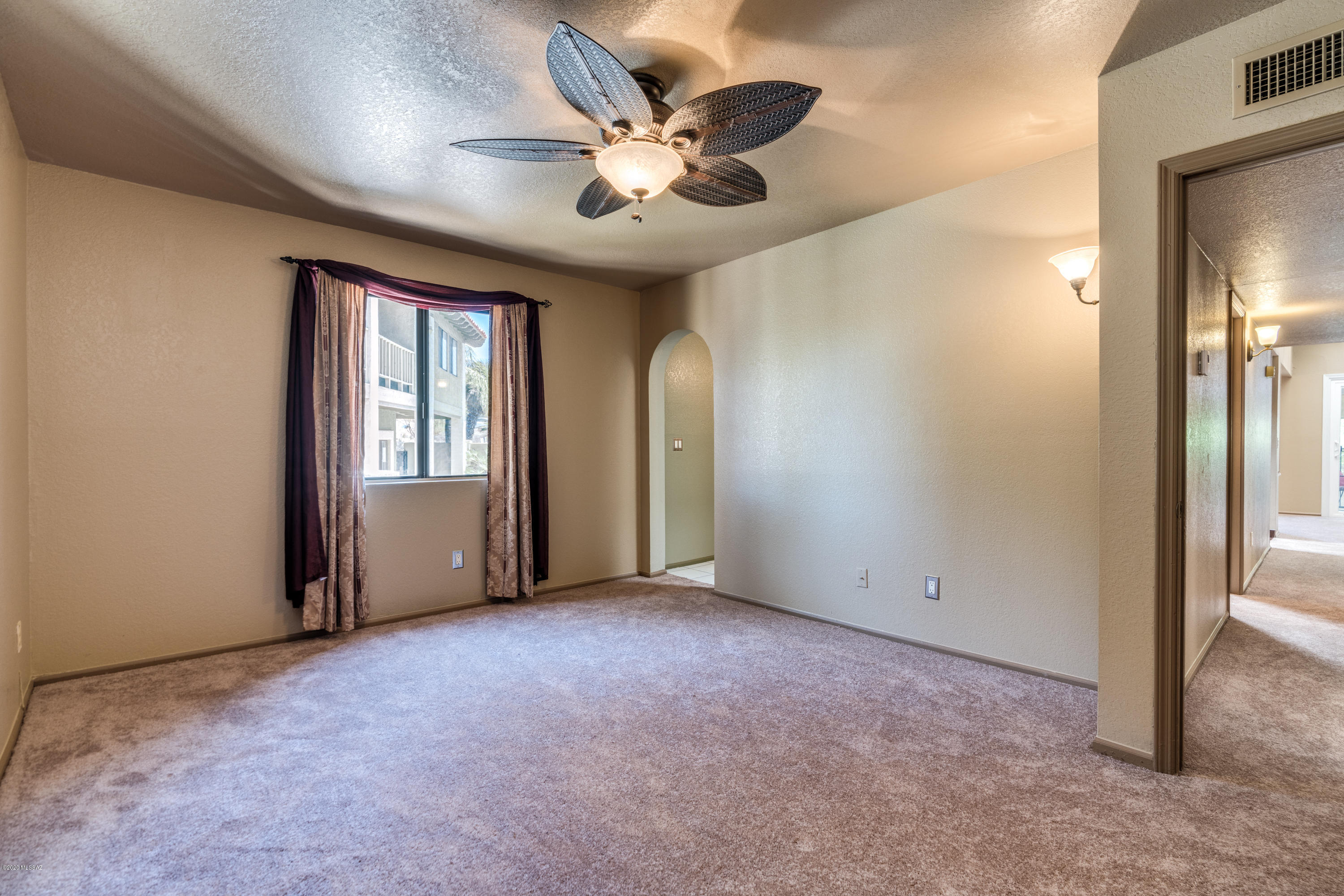 8271 North Oracle Road, Unit 251 Tucson, AZ 85704 - Photo 8 of 37 Gallery Image 8