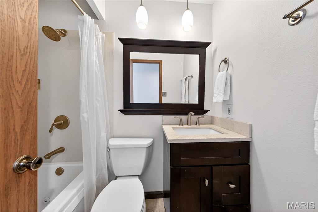 1306 Tahoe Valley Court Ballwin, MO 63021 - Photo 21 of 25