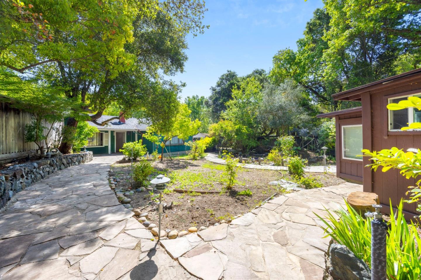 120 Miramontes Road Woodside, CA 94062 - Photo 6 of 22