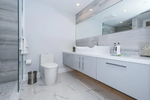 $10,000 | 120 Southeast 5th Avenue, Unit 321, Boca Raton, FL 33432