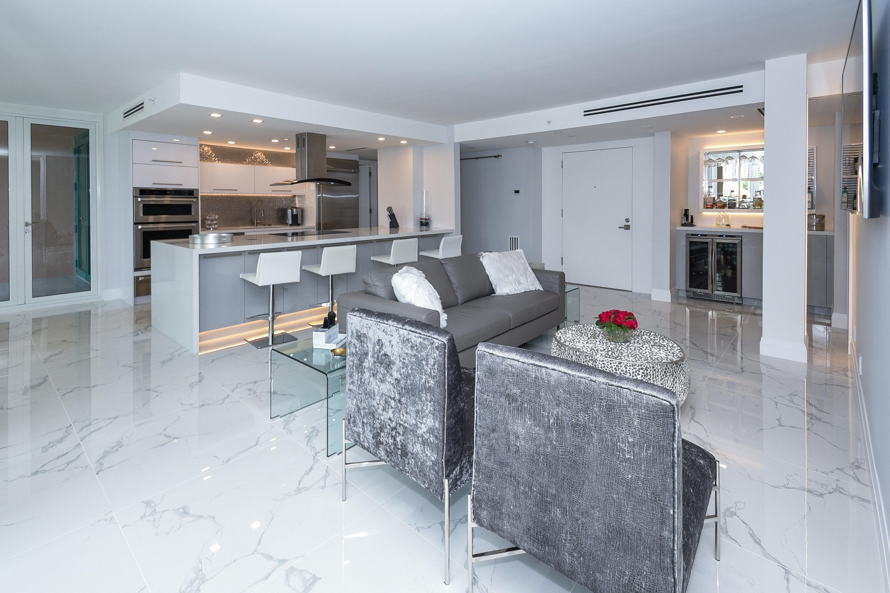 120 Southeast 5th Avenue, Unit 321 Boca Raton, FL 33432 - Photo 10 of 33 120 SE 5th Ave Boca Raton FL-print-019-3