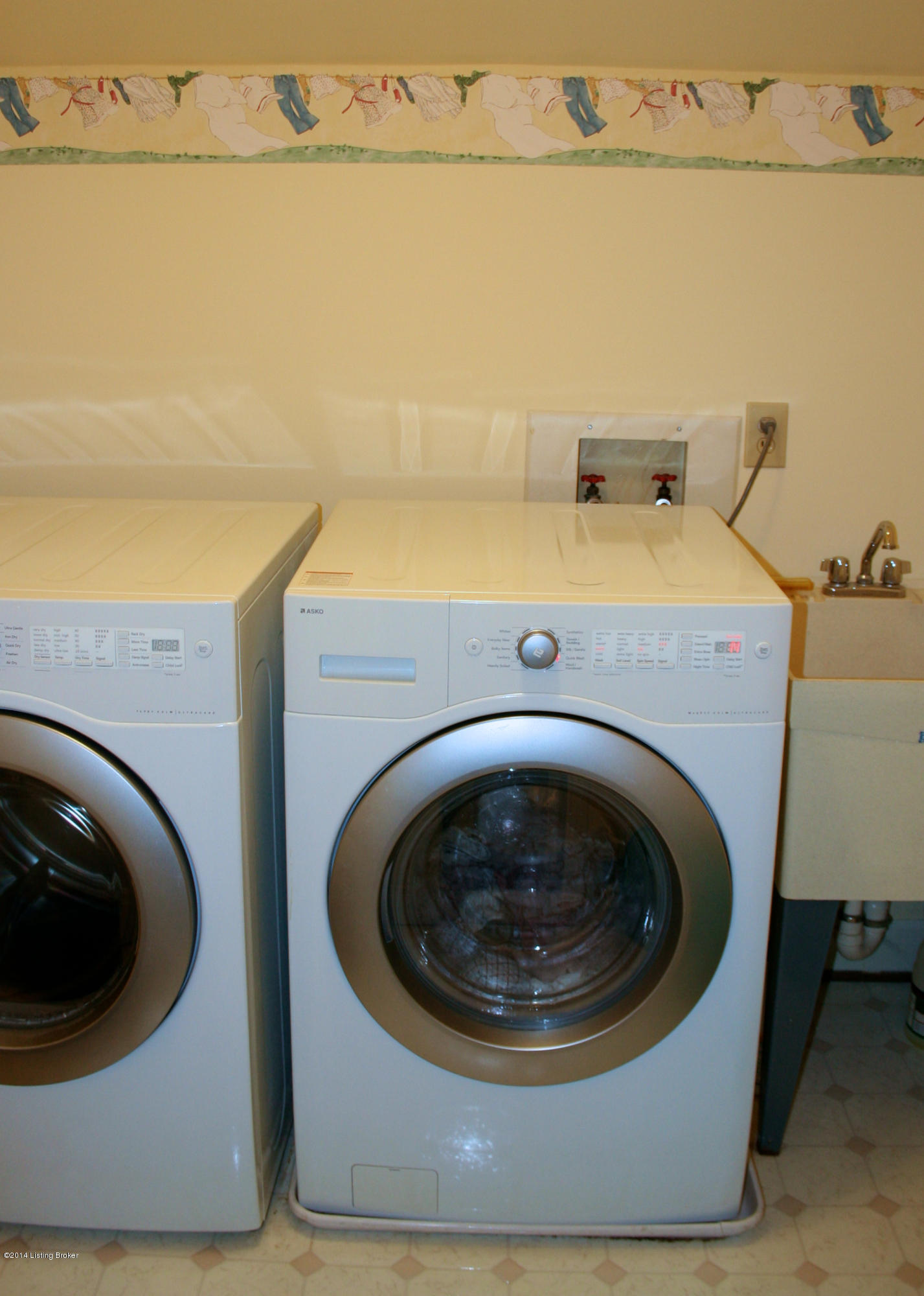 5206 Eastwind Road Louisville, KY 40207 - Photo 46 of 54 Laundry Room