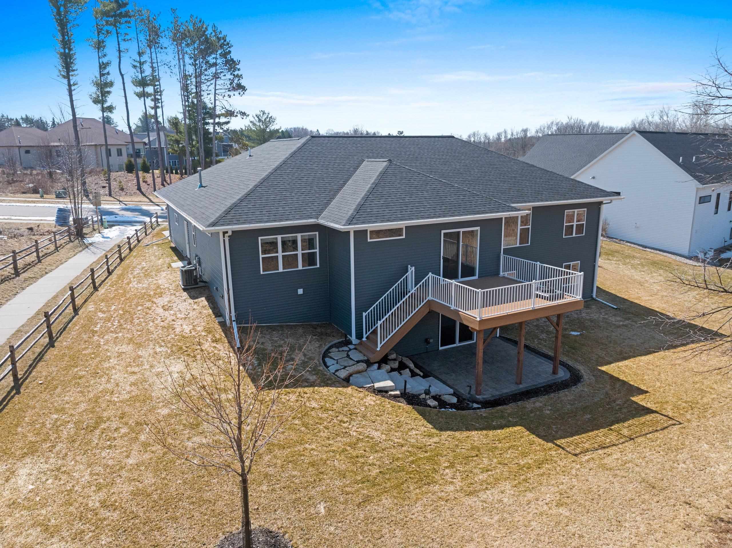 3738 Rustic Heights Green Bay, WI 54313 - Photo 60 of 82