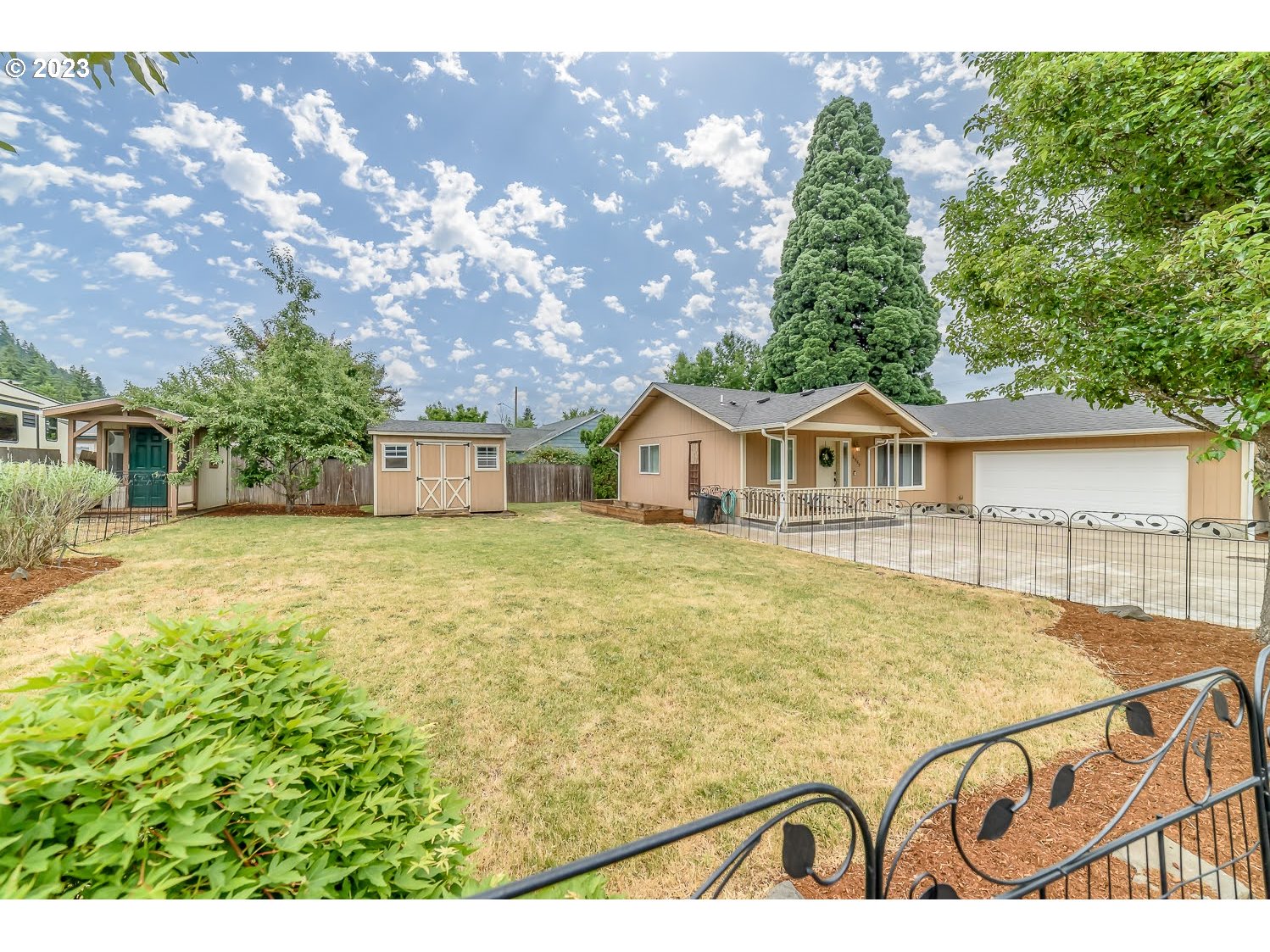 6959 Main Street Springfield, OR 97478 - Photo 4 of 32 Gallery Image 4