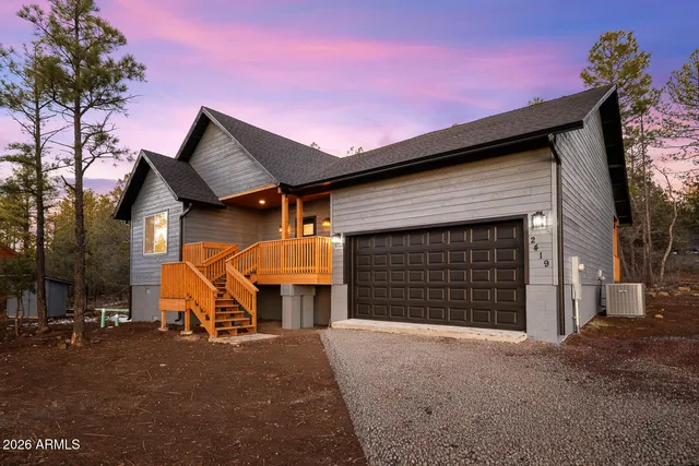 a house view with a outdoor space