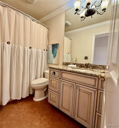 $399,999 | 2 Pine Hollow Court, Edwardsville, IL 62025