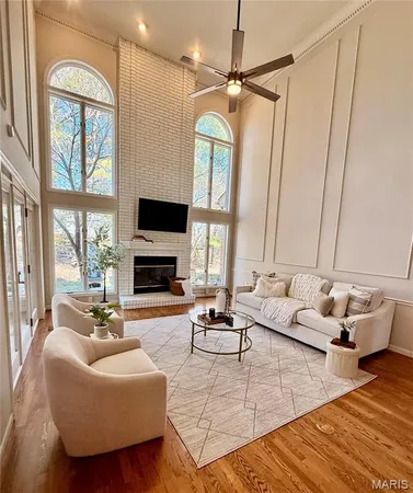 $399,999 | 2 Pine Hollow Court, Edwardsville, IL 62025