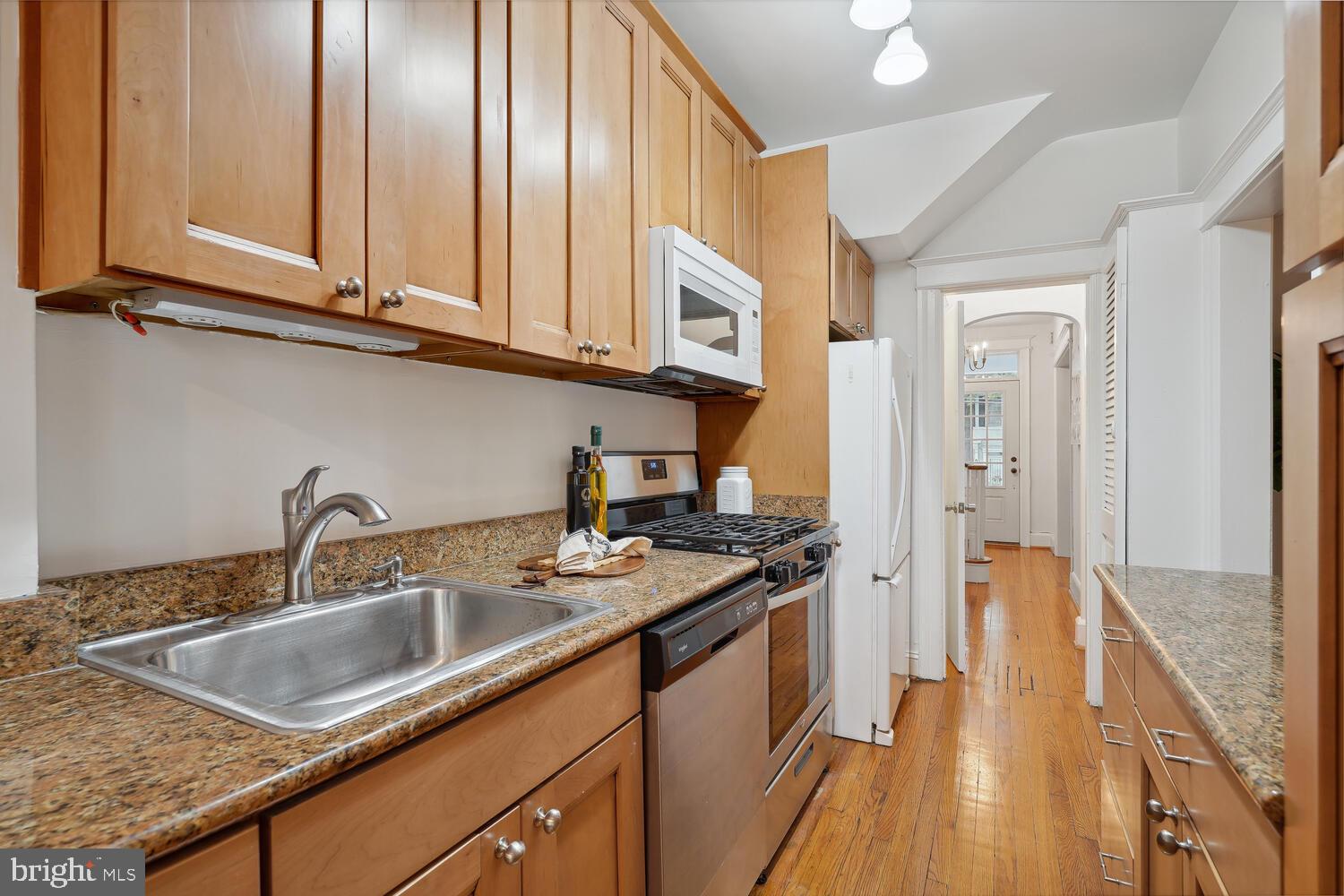 2306 Tunlaw Road Northwest Washington, DC 20007 - Photo 10 of 24 Kitchen