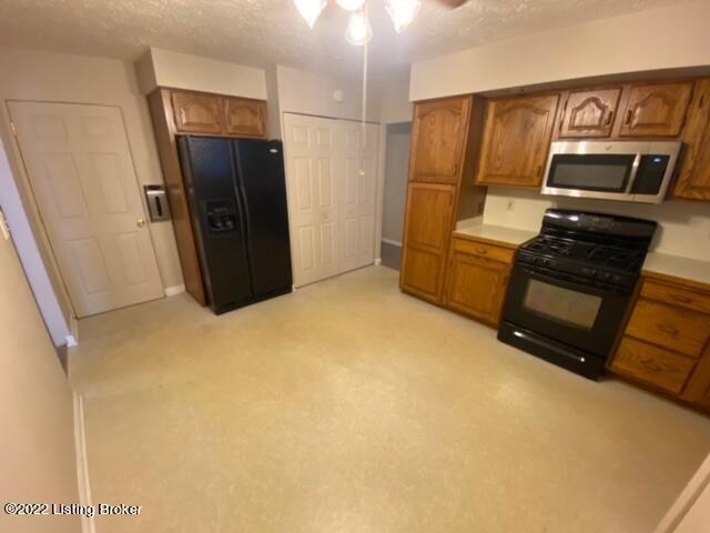 3323 Radiance Road Louisville, KY 40220 - Photo 23 of 41 IMG_2780