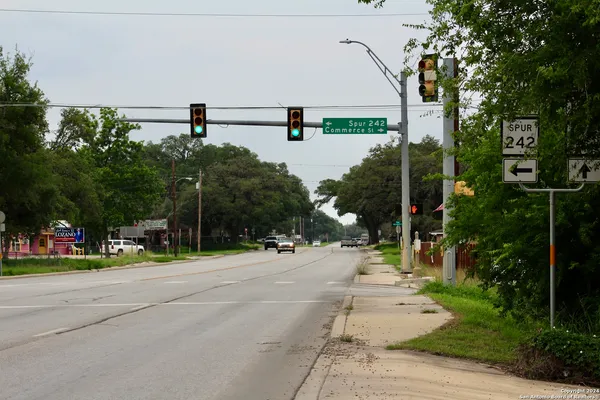 $399,000 | 707 Commerce Street, Pleasanton, TX 78064