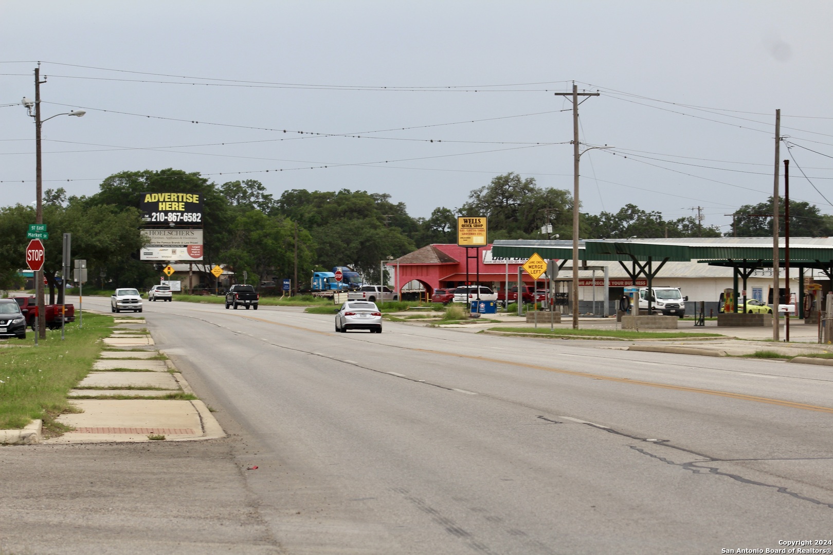 707 Commerce Street Pleasanton, TX 78064 - Photo 13 of 13