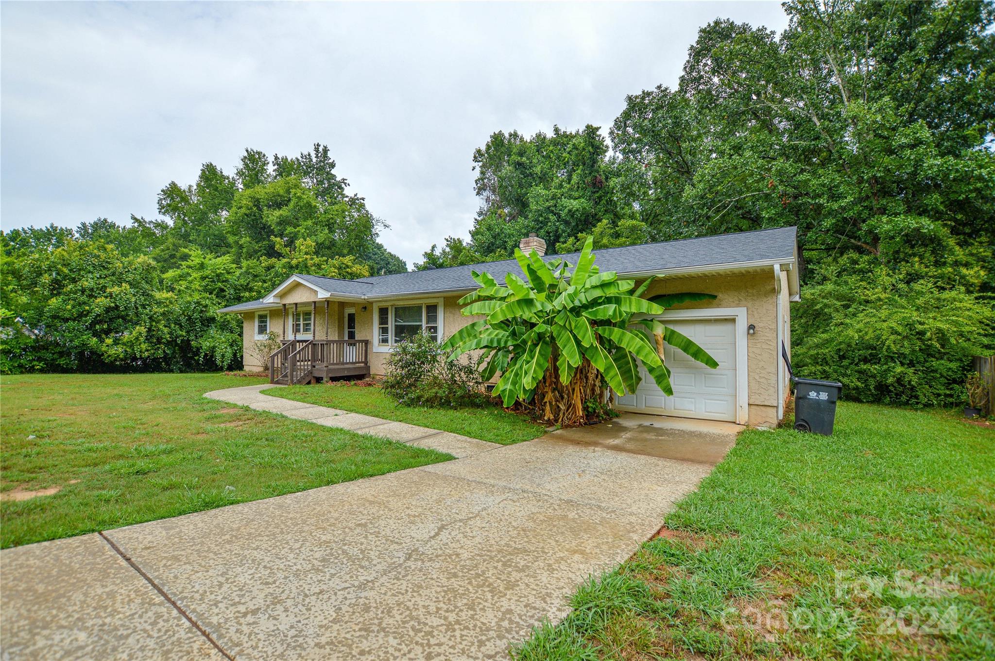 119 Rhyne Station Road Charlotte, NC 28214 - Photo 2 of 36
