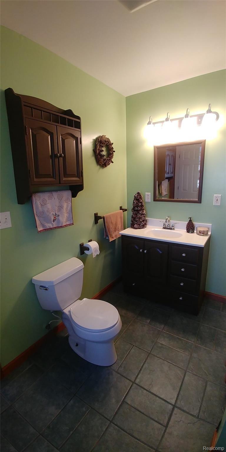 4663 Yankee Road St. Clair, MI 48079 - Photo 11 of 26 11.jpg