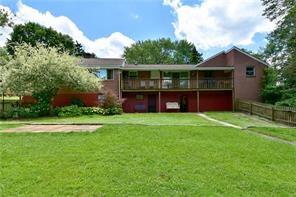 449 Perrymont Road Pittsburgh, PA 15237 - Photo 3 of 25 Gallery Image 3