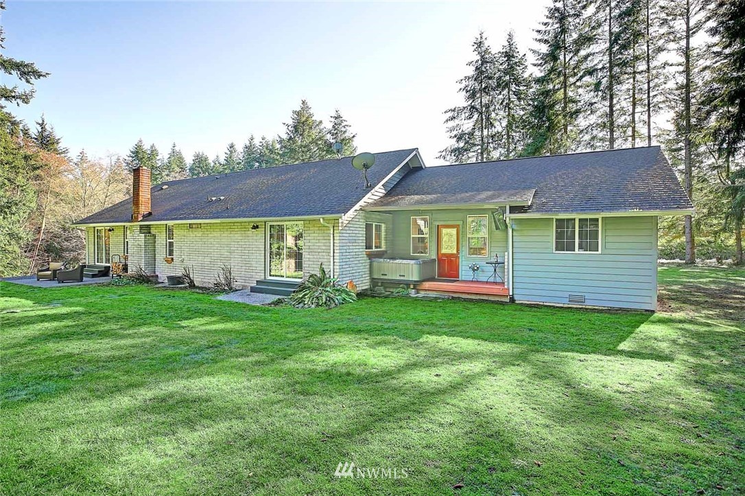 4435 Rollinghill Road Clinton, WA 98236 - Photo 22 of 25 Gallery Image 22