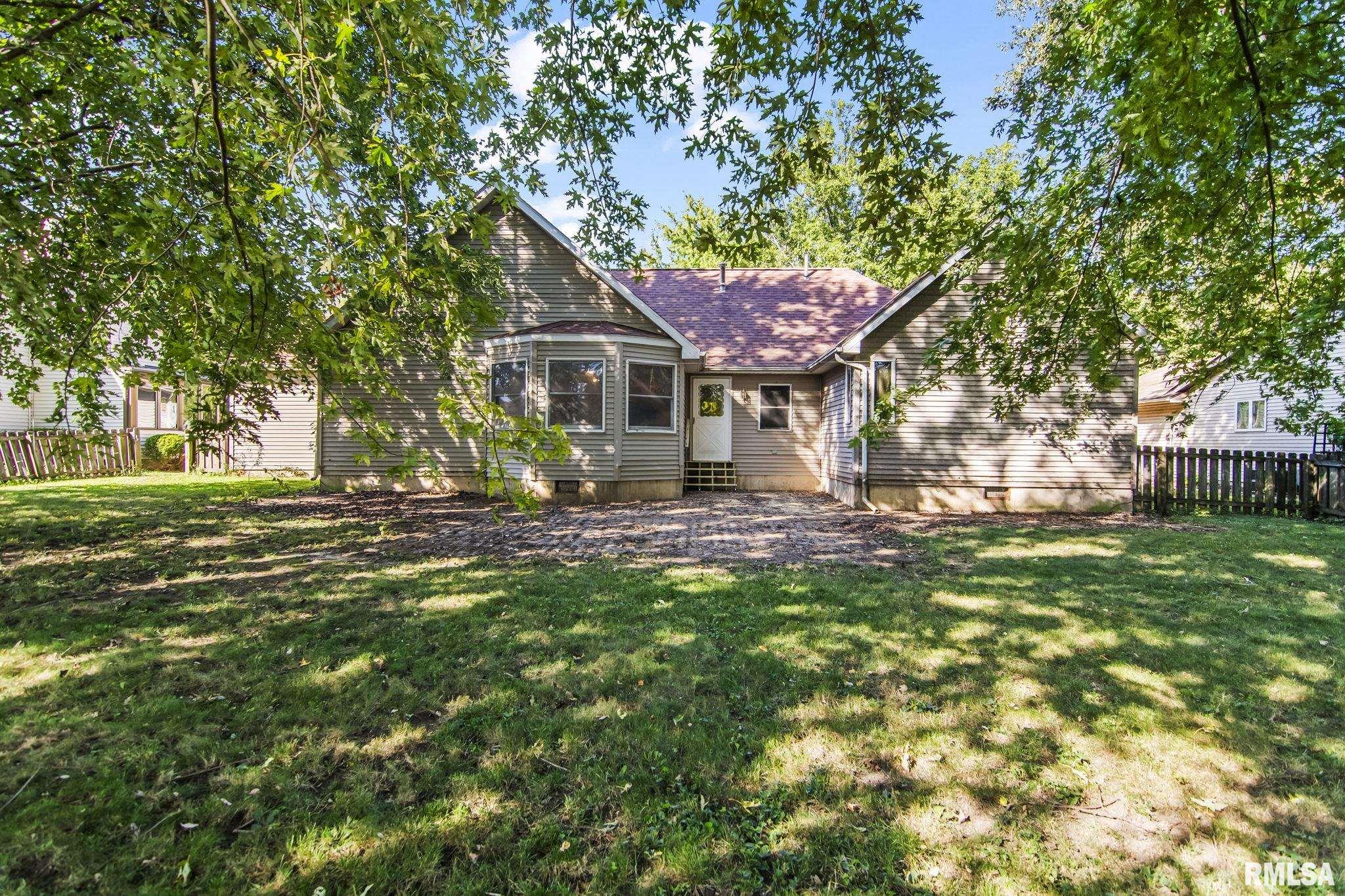 1208 Harmony Court Springfield, IL 62703 - Photo 36 of 39 Gallery Image 36