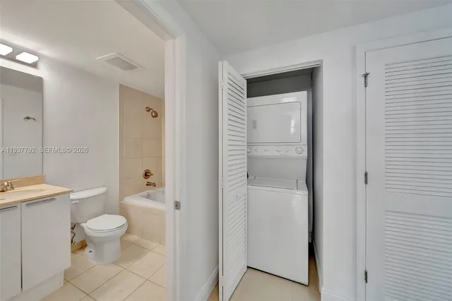 $2,250 | 140 South Dixie Highway, Unit 602, Hollywood, FL 33020