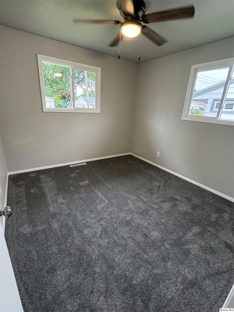 1700 Washington Street Quincy, IL 62301 - Photo 10 of 16