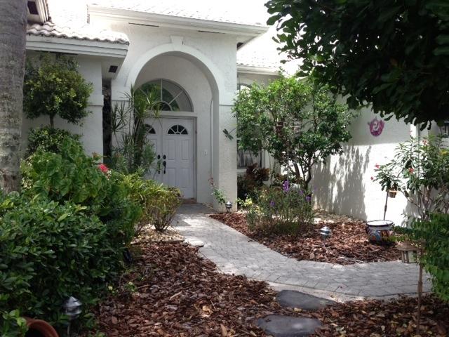 9741 Enchanted Pointe Lane Boca Raton, FL 33496 - Photo 2 of 24 entry way
