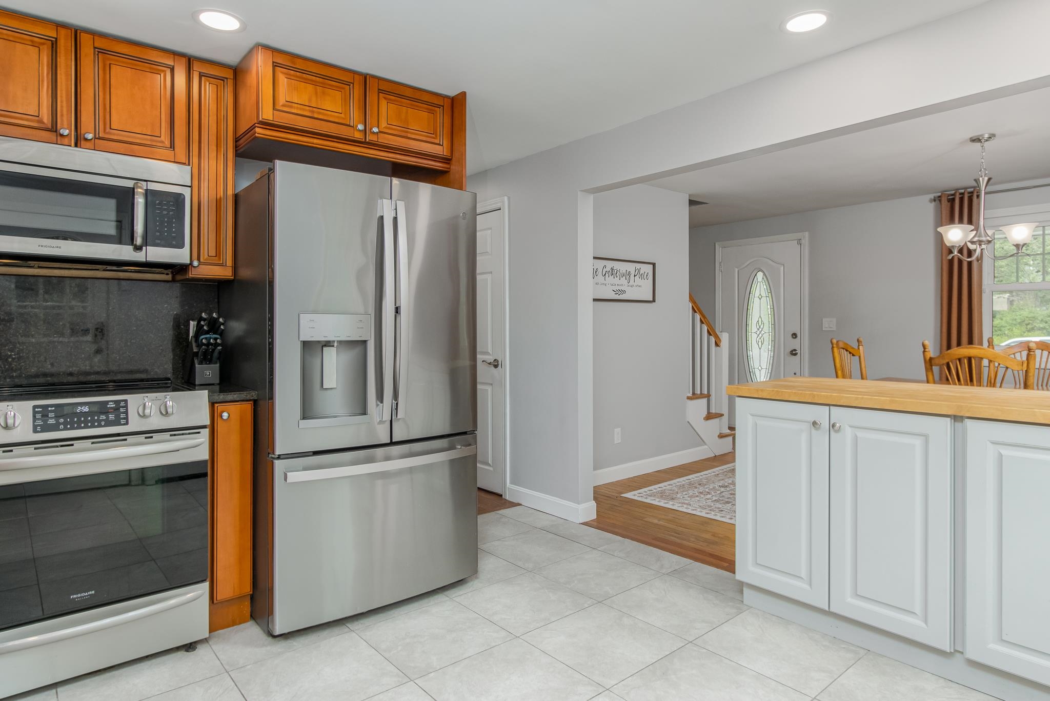 68 Benjamin Street Manchester, NH 03109 - Photo 11 of 37