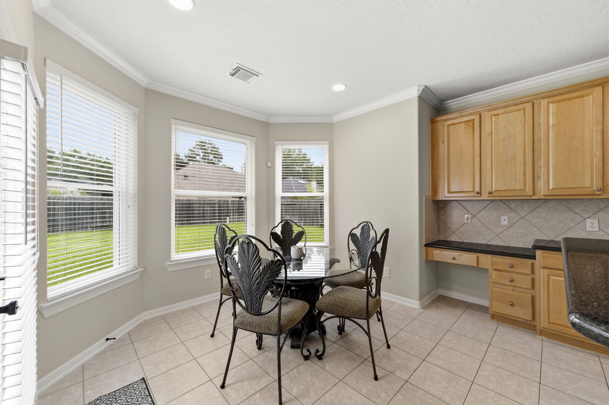 20114 Eagle Grove Lane Spring, TX 77379 - Photo 9 of 32 Breakfast