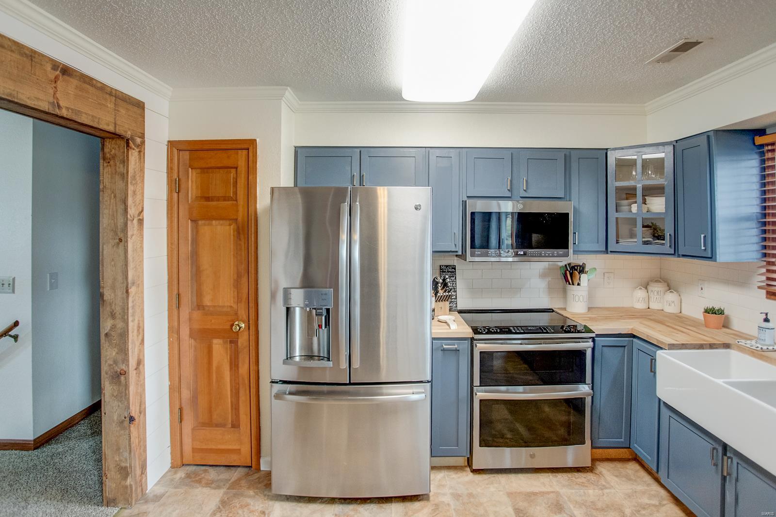 9142 East Mill Creek Road Troy, IL 62294 - Photo 11 of 48 Gallery Image 11