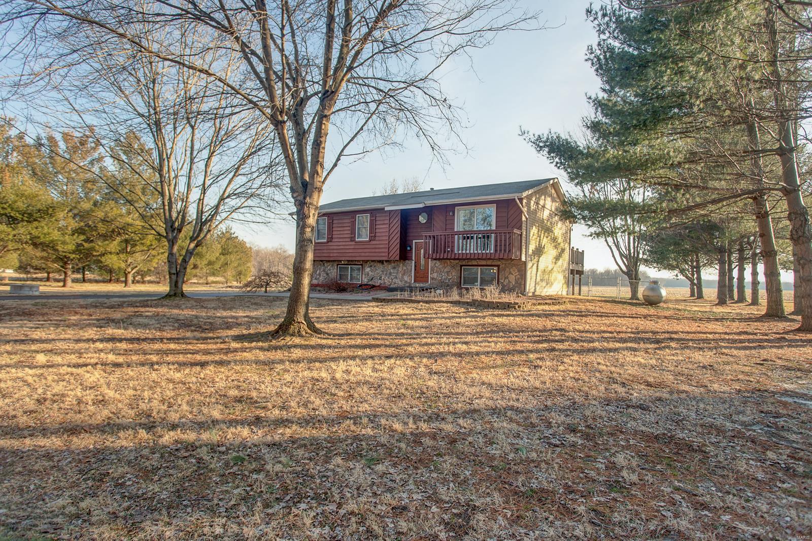 9142 East Mill Creek Road Troy, IL 62294 - Photo 35 of 48 Gallery Image 35