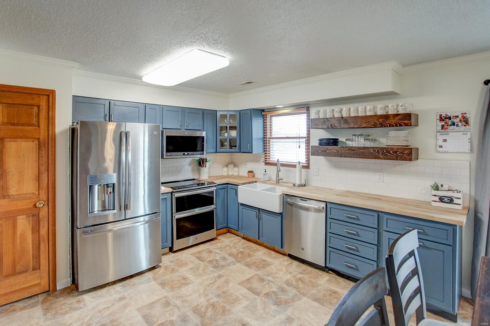 9142 East Mill Creek Road Troy, IL 62294 - Photo 9 of 48 Gallery Image 9