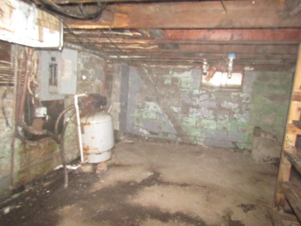 6000 Station Hill Road Gibsonia, PA 15044 - Photo 22 of 23 a bathroom with a shower