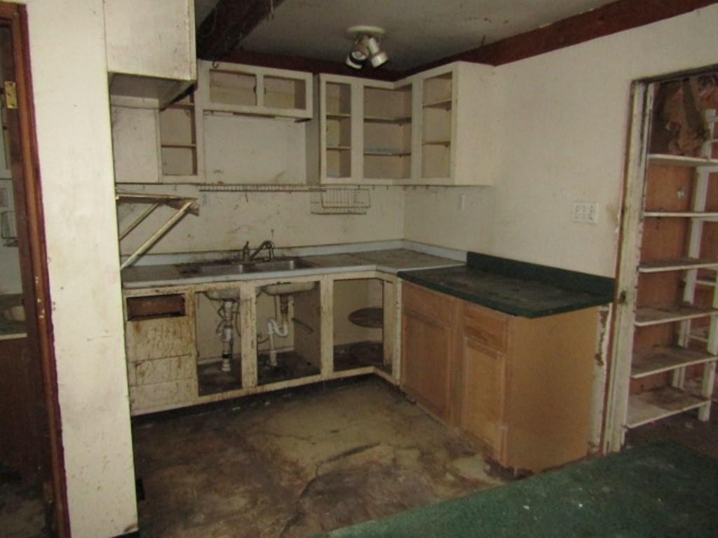 6000 Station Hill Road Gibsonia, PA 15044 - Photo 10 of 18 a utility room with dryer and washer