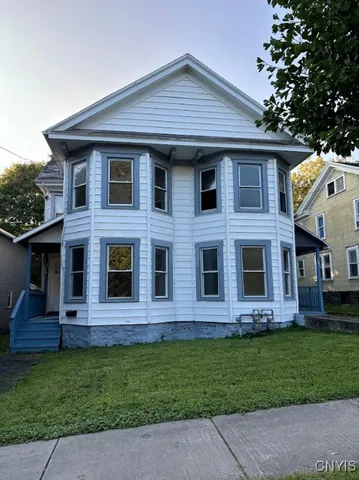 $2,250 | 319-321 Herkimer Street, Syracuse, NY 13204