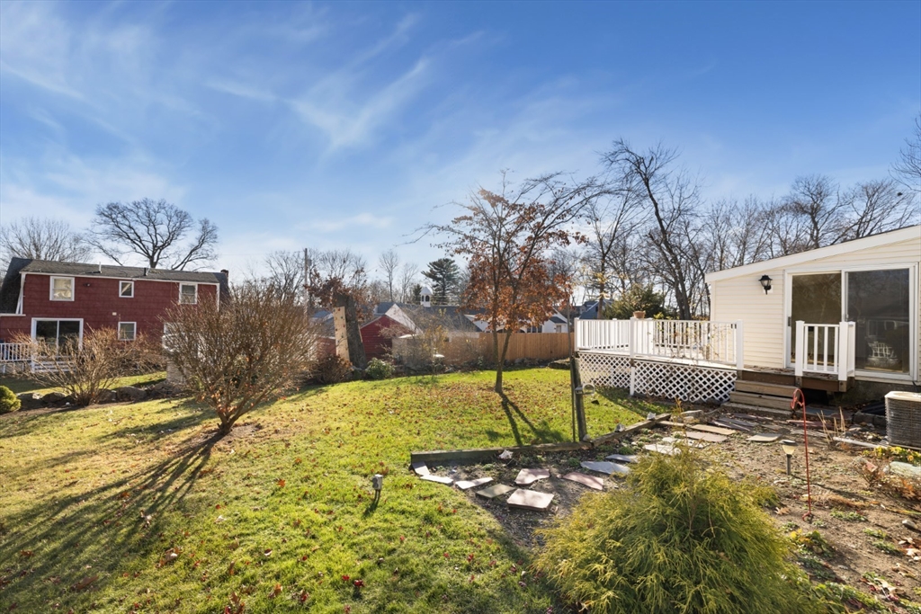 24 Hillcrest Road Wakefield, MA 01880 - Photo 30 of 33 Gallery Image 30