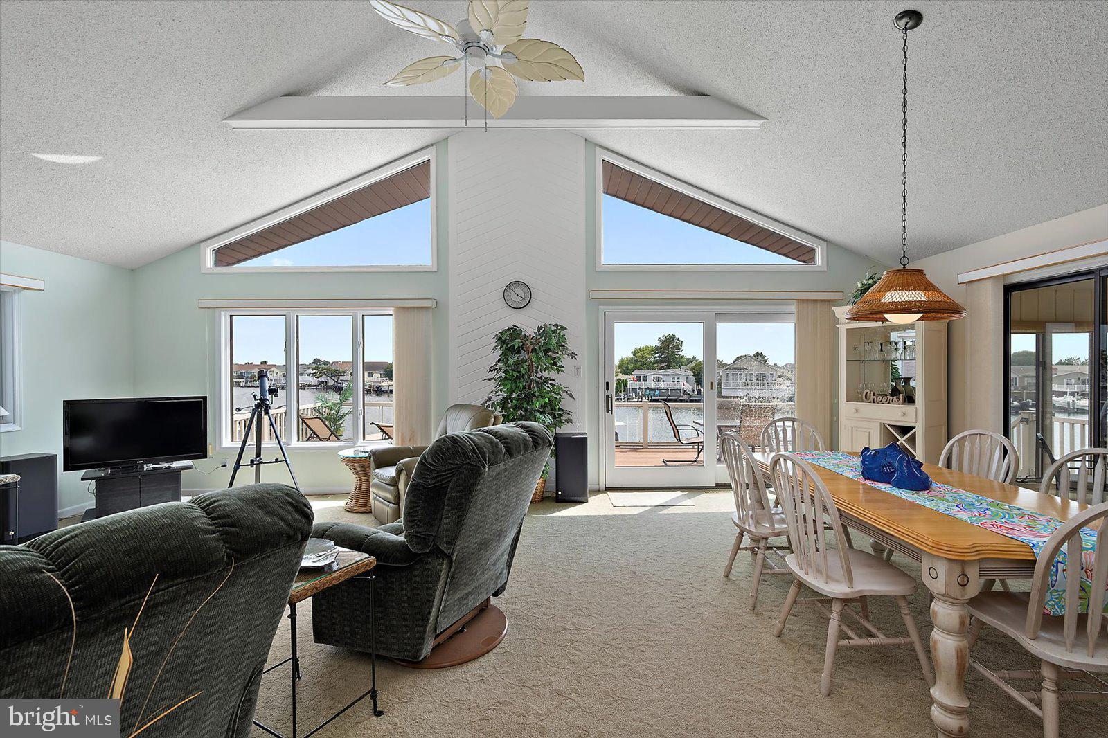 607 South Surf Road Ocean City, MD 21842 - Photo 17 of 91 Main Family Room