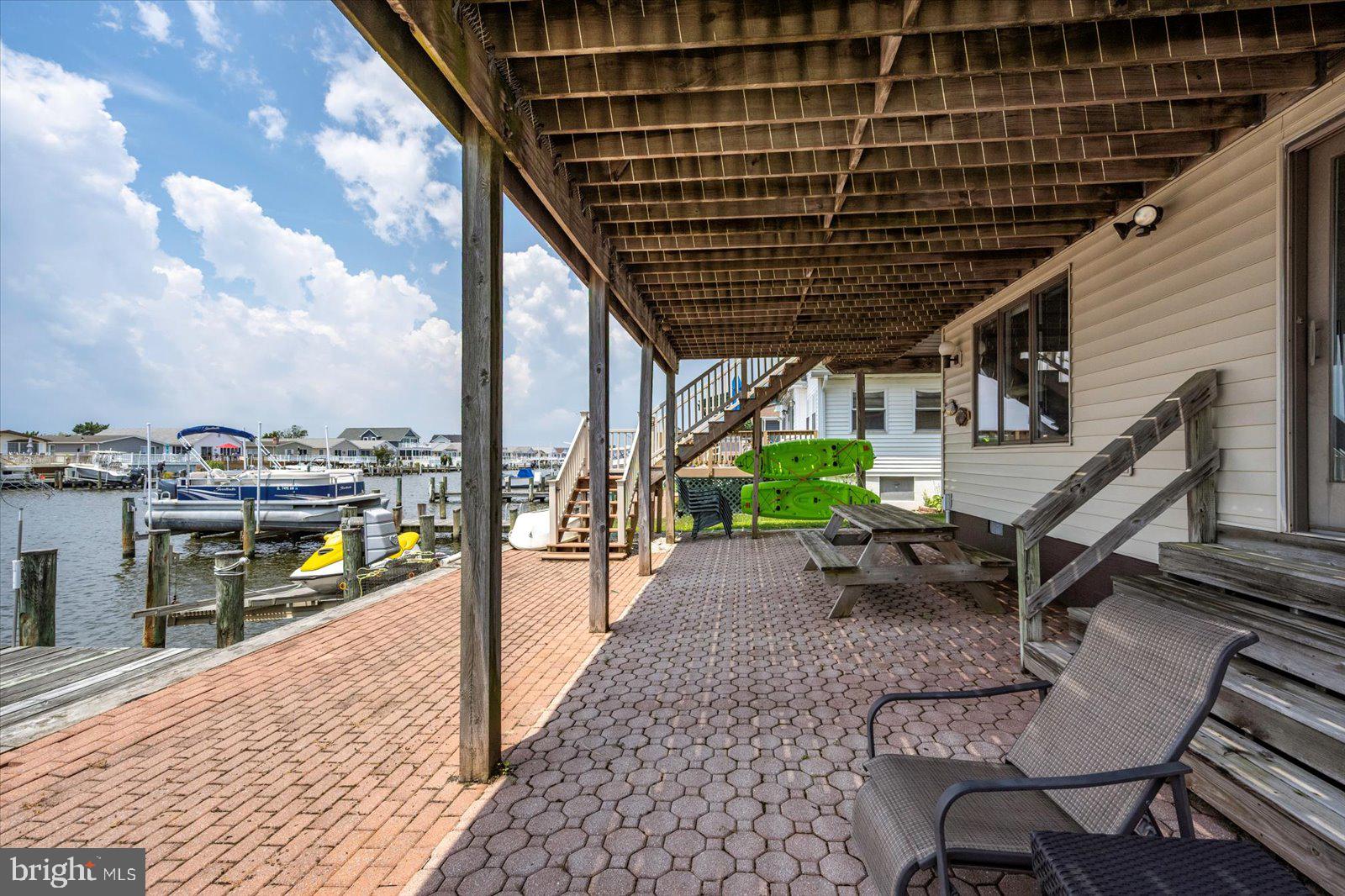 607 South Surf Road Ocean City, MD 21842 - Photo 31 of 91 1st level Patio