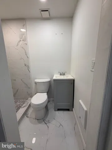 $900 | 1153 Atwood Road, Unit 2, Philadelphia, PA 19151