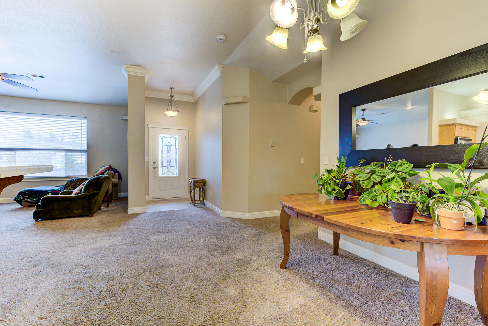 2665 Rhinestone Way Redding, CA 96001 - Photo 13 of 28 2665RhinestoneWay_008