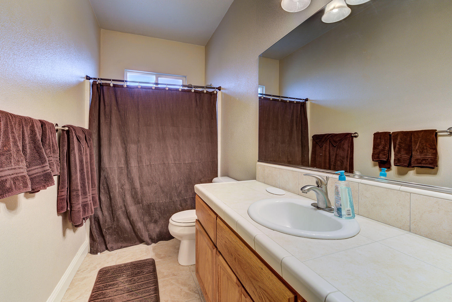 2665 Rhinestone Way Redding, CA 96001 - Photo 15 of 28 2665RhinestoneWay_010