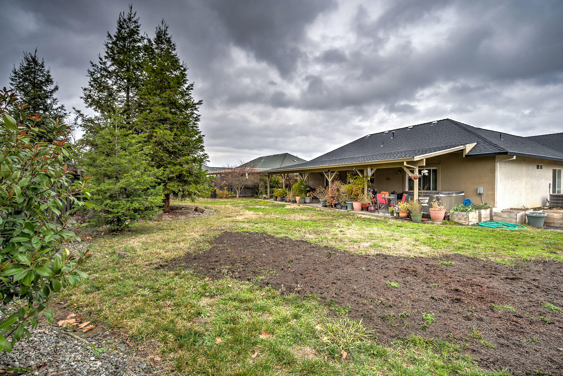 2665 Rhinestone Way Redding, CA 96001 - Photo 26 of 28 2665RhinestoneWayext_004