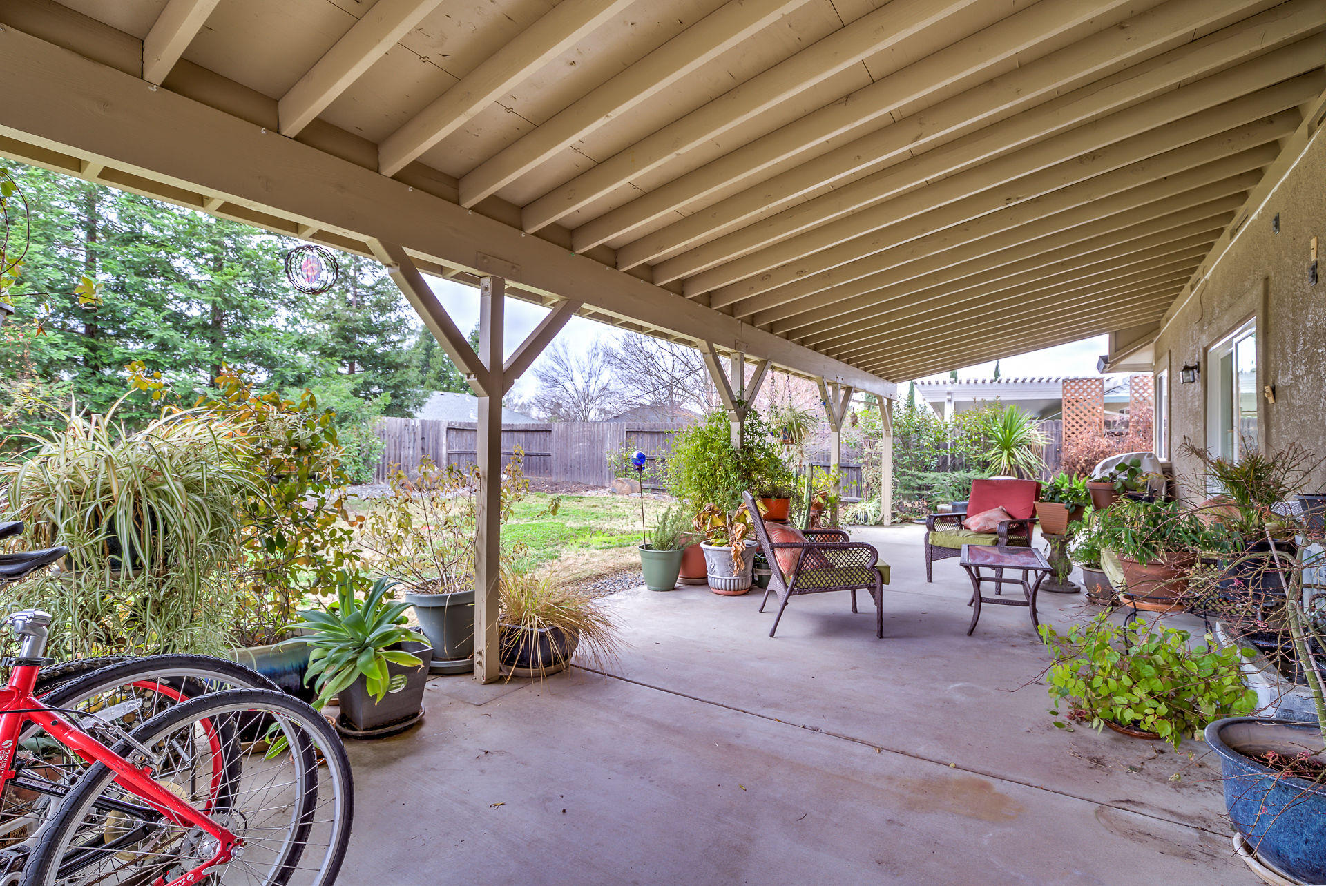 2665 Rhinestone Way Redding, CA 96001 - Photo 4 of 28 2665RhinestoneWayext_002