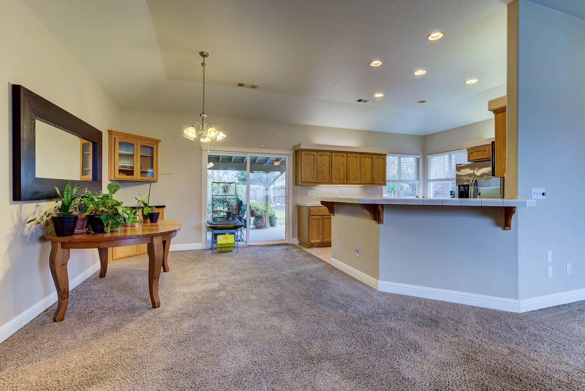 2665 Rhinestone Way Redding, CA 96001 - Photo 8 of 28 2665RhinestoneWay_001