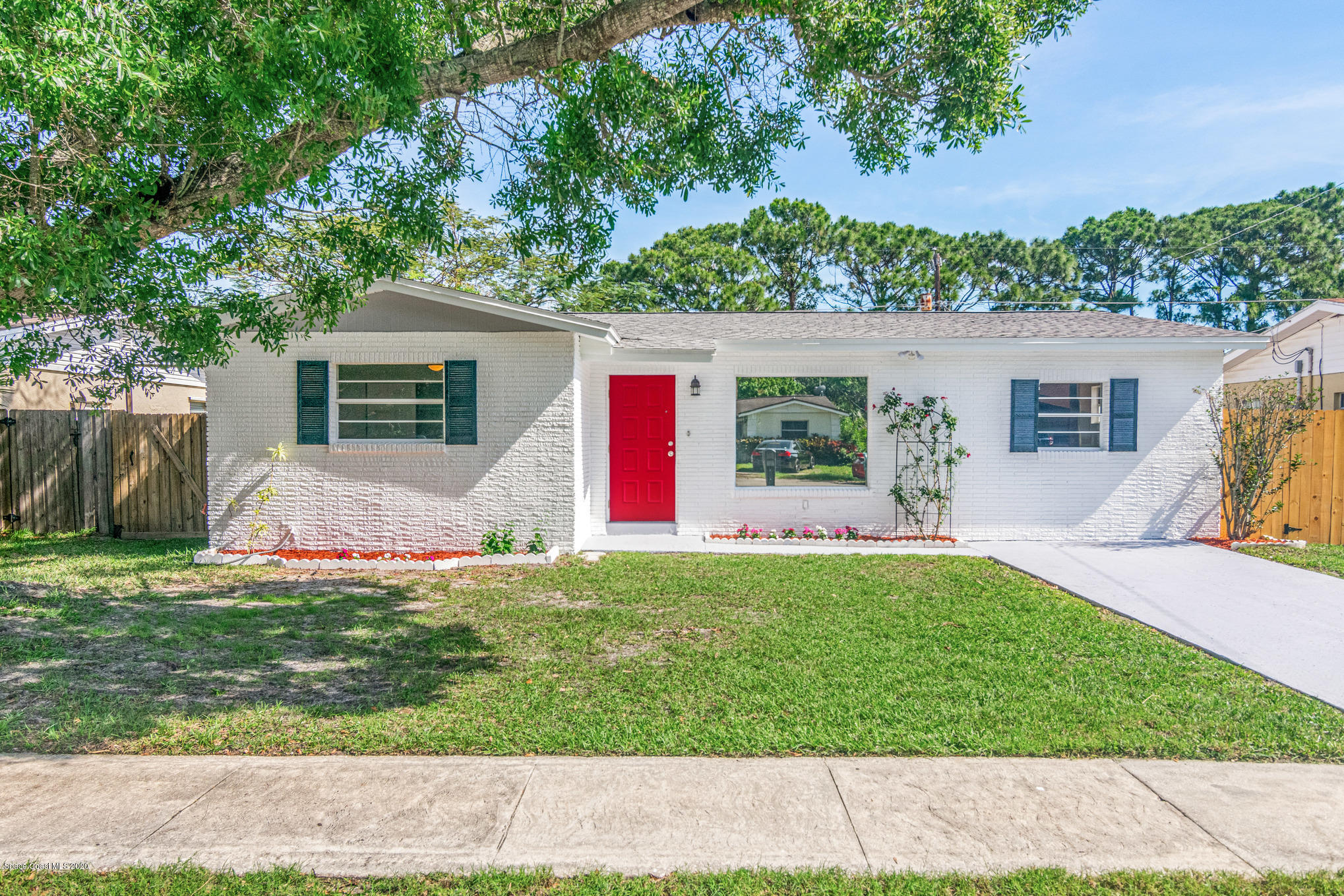 434 Count Street Melbourne, FL 32901 - Photo 1 of 26 a view of a house with a yard