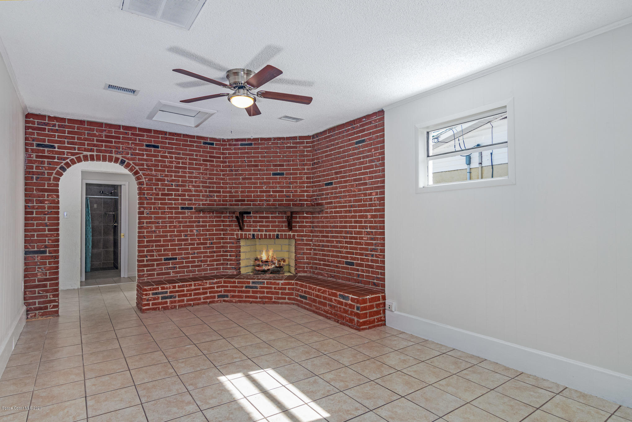 434 Count Street Melbourne, FL 32901 - Photo 10 of 26 a view of a hallway with a door
