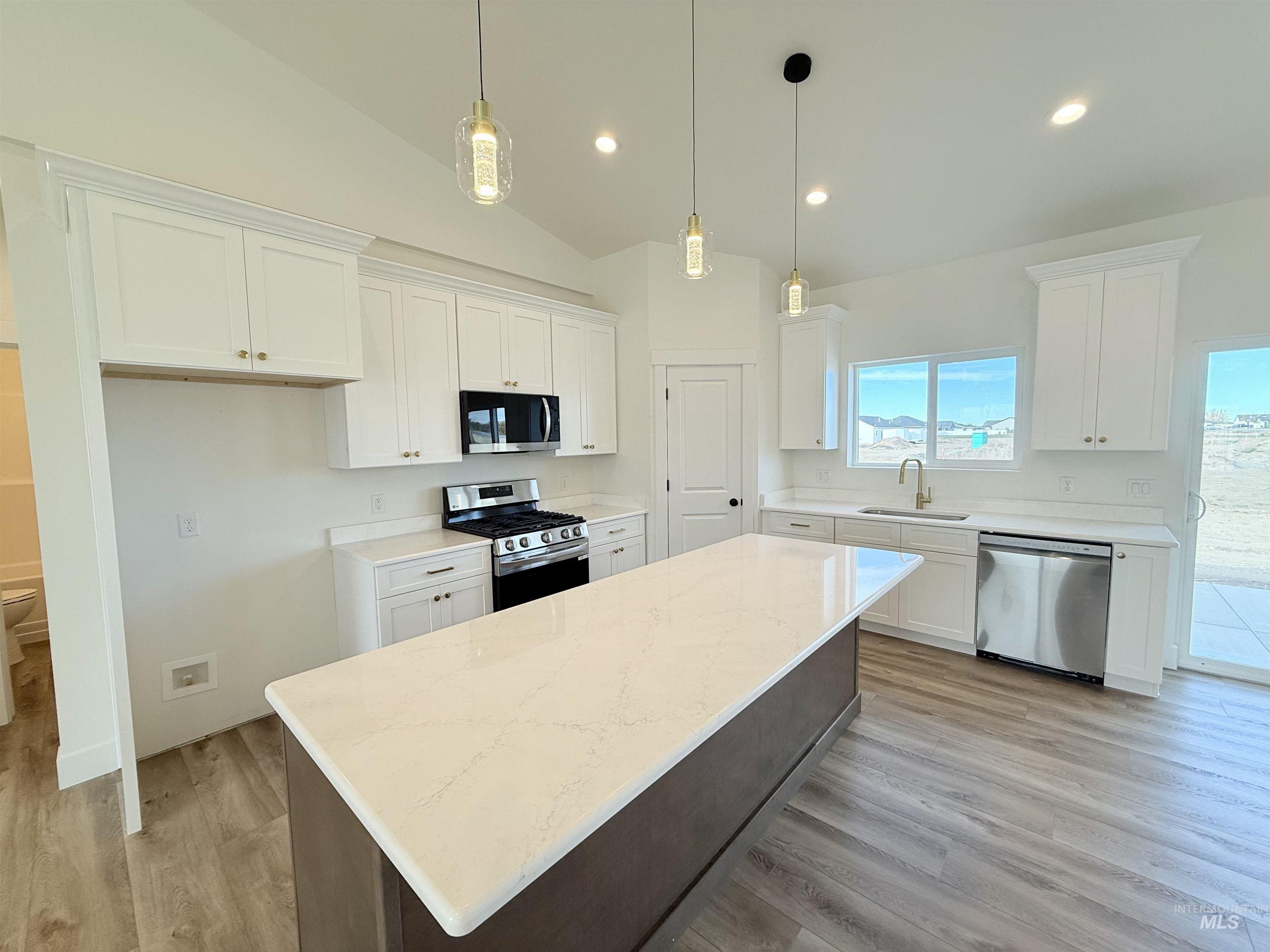 1412 Cardon Court Rupert, ID 83350 - Photo 12 of 28