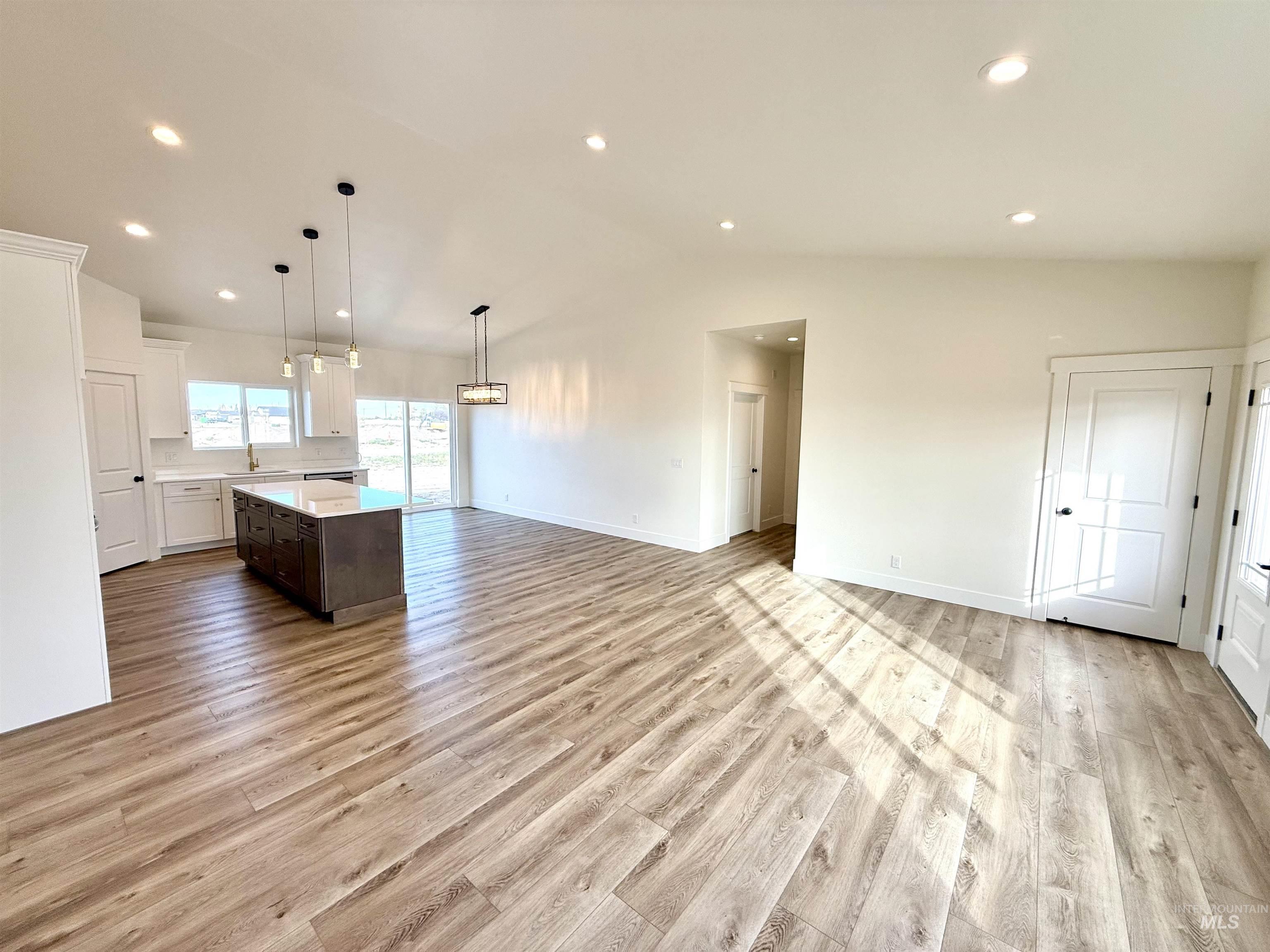 1412 Cardon Court Rupert, ID 83350 - Photo 6 of 28