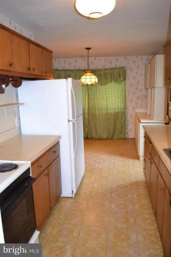 7011 Dolphin Road Lanham, MD 20706 - Photo 22 of 30 Kitchen #2