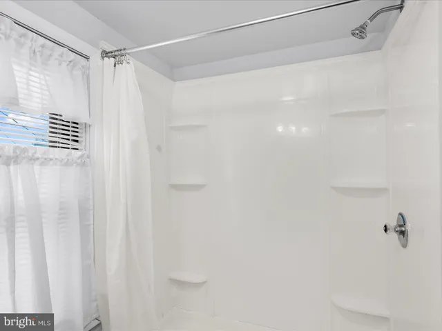 $210,000 | 410 East Fort Avenue, Baltimore, MD 21230