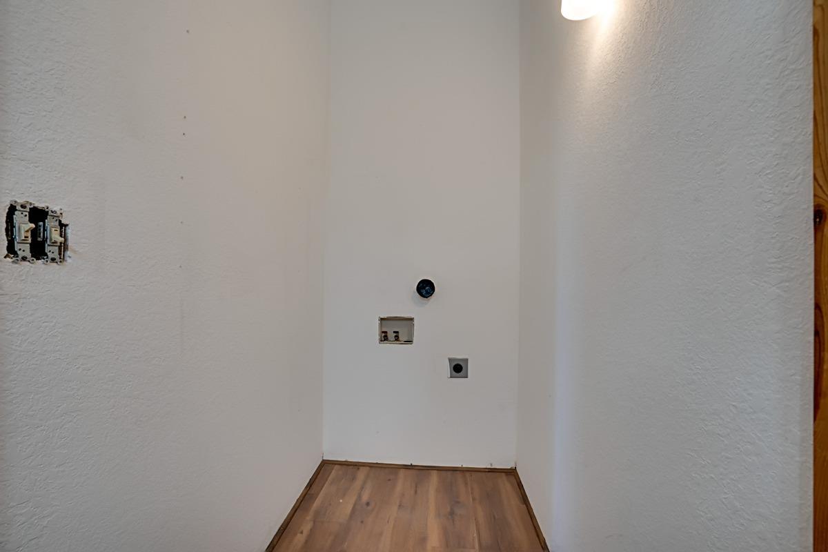 184 Carmel Road Burson, CA 95225 - Photo 17 of 39 a view of a small space